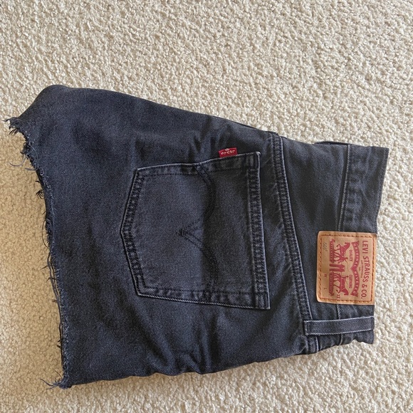 Levi’s 501 shorts - Picture 2 of 5